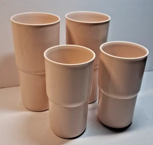 Tupperware Set of 4 Tumblers 2 18oz 2 12oz #2412A-4 #2413A-1 Ivory - Picture 1 of 8