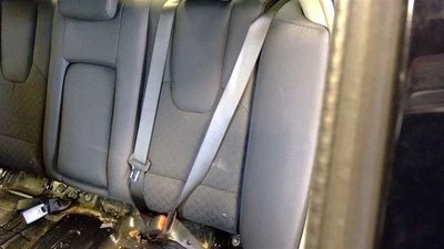 Cinturón de seguridad Ford Fusion 2011 11 con retractor conductor trasero izquierdo negro 113488 Foto 1 de 4