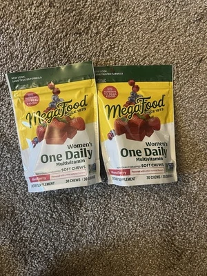 (2) Juego de dos multivitamínicos mezclados de bayas para mujer; 30 masticables suaves caducidad 08/2026 Foto 1 de 4