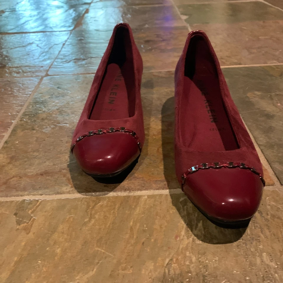 ANNE KLEIN Akmaysel iFlex Granate Puntera Plana - Talla 8M (#S620) Foto 1 de 4