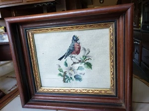 Antique Vintage Concaved Wood Picture Frame 3D Cross Stitch Robin Bird 15 X 12" - Picture 1 of 19