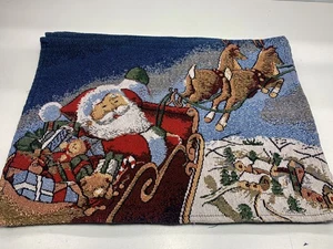 Weihnachten Wandteppich Weihnachtsmann im Schlitten mit Rentier Tischsets 12” x 16,5” 4er Set - Bild 1 von 5