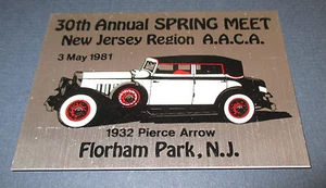 Placa antigua Spring Meet de coche, Florham Park NJ, 1981 con flecha perforada de 1932 - Imagen 1 de 1