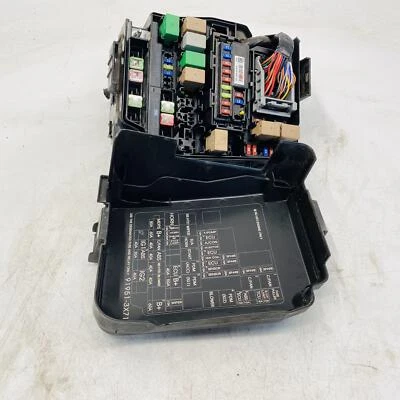 Engine Fuse Box HYUNDAI ELANTRA 14 15 16 Foto 1 de 4