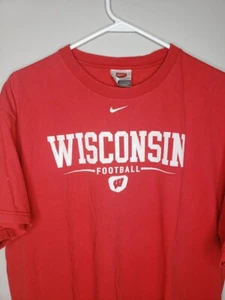 Vintage Nike Wisconsin Badgers Football center swoosh t-shirt SZ Large Red Y2K - Picture 1 of 7