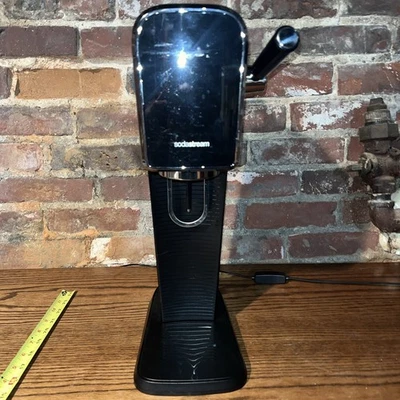 SodaStream ART negro + 2 cilindros de CO2 de control de calidad rosa y 3 botellas para hacer agua con gas Foto 1 de 4