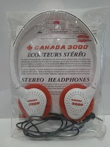 Vintage Canada 3000 HiFi Airline Over Ears Headphones in Pouch Collectible - Picture 1 of 5