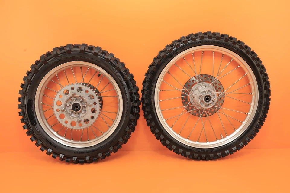 Juego de radios de llanta de buje de rueda delantera trasera 1991 90-97 KX80 KX 80 OEM 14/17 Foto 1 de 4