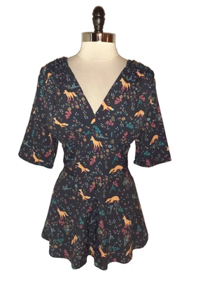 ESHAKTI Wayward Fancies Size 18 Blouse Shirt Top Blue Foxes Flowers Short Sleeve - Image 1 of 4