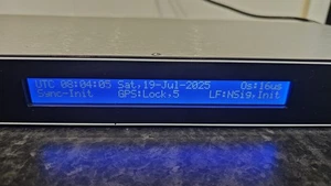 TimeTools SR Series NTP Time Server SR9210 with GPS antenna and console cables - Picture 1 of 5
