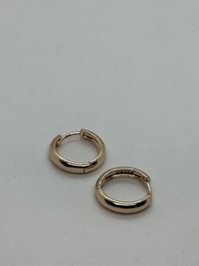 Einfache Ohrringe mit 585er Stempel. Rolled, Gold. 2,8 Gramm. - Bild 1 von 3