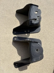 OEM 73-87 CHEVY, GMC 1/2 TON FORWARD REAR SPRING HANGER  PAIR, Frame Mount - Picture 1 of 9
