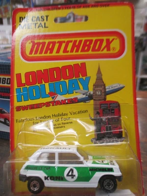Vintage Diecast Toy LONDON HOLIDAY Matchbox  No. 21 RENAULT 5 - Image 1 of 2