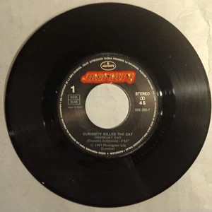 CURIOSITY KILLED THE CAT -ORDINARY DAY / BULLET- 1987 SPANISH 7" SINGLE, EUROPOP - Picture 1 of 3