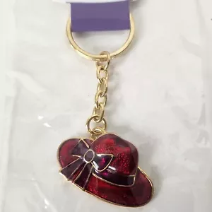 Llavero Red H Actitude Red Hat Society en capas en 18 kt. Sombrero y lazo dorados NUEVO - Imagen 1 de 4