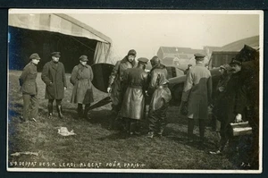 Carte Postale Photo - Belgique - Départ de S. M. Le Roi Albert pour Paris (CP268 - Picture 1 of 2