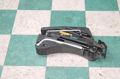 11-18 TOUAREG Emergency Spare Tire Jack Wrench Tool Kit Case Unit Factory OEM OE Foto 1 de 4