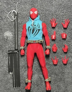 Araña escarlata Hot Toys - Imagen 1 de 2