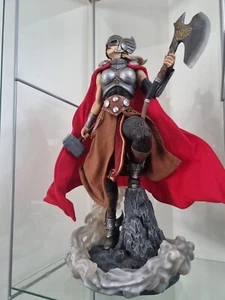 Sideshow Marvel Jane Foster Thor Permium Format Exclusive  - Picture 1 of 14