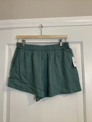 Volcom Womens Shorts NWT Size M Beach Bandit Green - Image 1 of 4