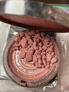 Damaged Bobbi Brown Illuminating Bronzing Powder in ANTIGUA 8g Authentic - Picture 1 of 3