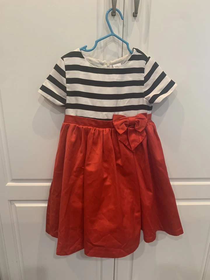 Vestido de vacaciones Olivia Gymboree talla 5t Foto 1 de 2