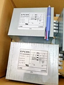 Filtro de línea eléctrica B84144 B84144A0025R000 EPCOS 3-PH 25A 440VAC montaje de chasis - Imagen 1 de 2