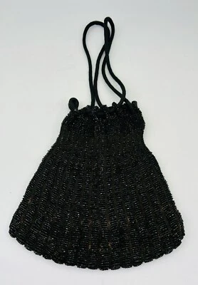 Cartera antigua Art Deco negra hecha a mano con cordón de ganchillo corneta cuentas aleta Foto 1 de 3