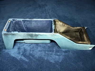 84-89 丰田皮卡车 4Runner 中心地板控制台双层下座 — 第 1/4 张图片