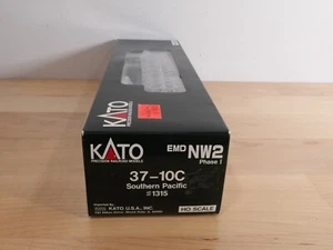 KATO EMD NW2 Phase I 37-10C Southern Pacific #1315 - Picture 1 of 2