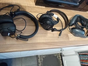 Paquete de auriculares Beyerdynamic, Marshall y Sony - Imagen 1 de 13