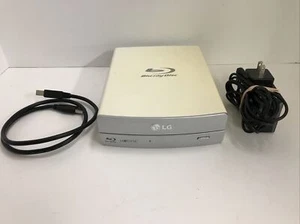 LG External Blu-ray Writer with USB 3.0 - BE14NU40 - Picture 1 of 6