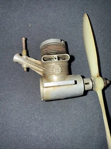 Gilbert .11 gas engine control line Airplane Used Estate Find - Picture 1 of 24