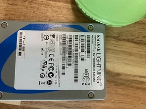 Sandisk Lightning 400GB 2.5" 6gbps SAS SSD (Dell, HP, etc compatible) - Picture 1 of 5