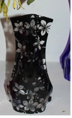 Set 5 Plastic Foldable Flower Vases great for party, catering, Reusable!  - Image 1 of 4