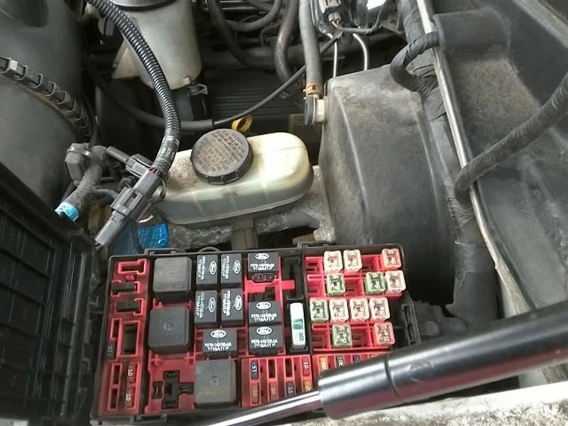 Motor de caja de fusibles compatible con 00-02 EXPEDITION 357913 Foto 1 de 1