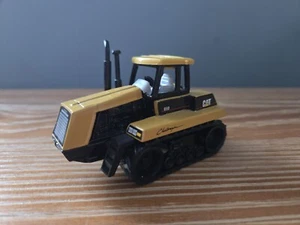 Cat 1/64 Scale Challenger # 85D Tractor By Ertl Caterpillar - Picture 1 of 12