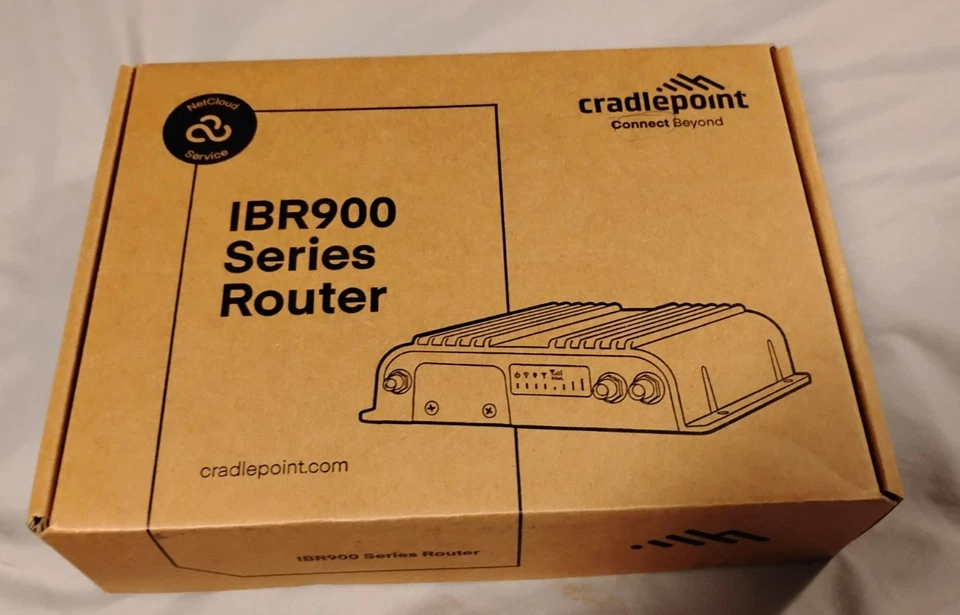 Cradlepoint IBR900-1200M-B  Wireless Router - WWAN - Wi-Fi 5 - New Open Box - Image 1 of 4