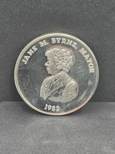 Chicago The City That Works 1982 Jane M Byrne Mayor 1oz .999 Silver Round - Picture 1 of 2