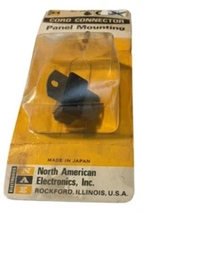 North American Electronics GA-171 Cord Connector Panel Mount, 3 Pin - Picture 1 of 1