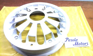 CERCHIO RUOTA VESPA  IN LEGA SPORT  PIAGGIO VESPA PX  COLORE BIANCO! O ROSSO!  - Picture 1 of 6