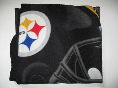 Pittsburgh Steelers Football Helmet Throw Blanket, Black/Yellow/White Sports Cover