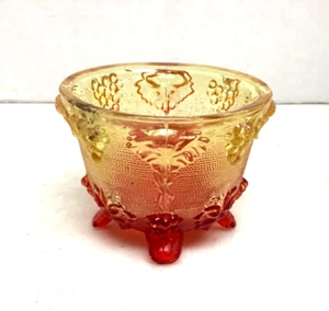 Vintage 1950s Jeanette Glass Footed Amberina Candy Dish - Grape Leaf Pattern - Picture 1 of 7
