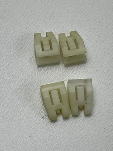 Genuine Freightliner Retainer Clip Dashboard Panel OEM 4 pack - Picture 1 of 3