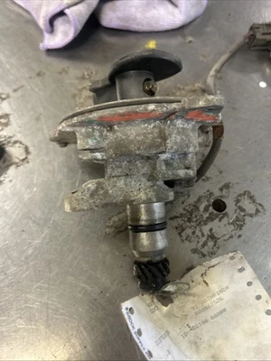 1990–95 Nissan Pathfinder/distribuidor de caminhonete pickup seis cilindros - Imagem 1 de 4