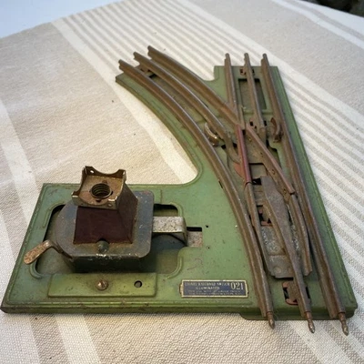 Vintage Lionel O Gauge No. 021 Manual Switch Train Track Rail Intersection Left - Image 1 of 4