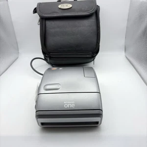 VINTAGE Polaroid One Step 600 Focus-Free Flash Instant Film Camera W Case - Picture 1 of 18