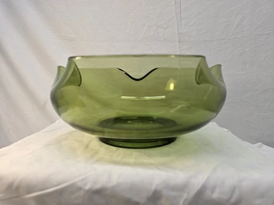 Vintage Anchor Hocking Avocado Green Glass Chip Bowl.  - Image 1 of 4