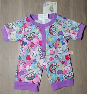 Dormitorio estampado corazón arco iris tie dye San Valentín 2020 para Build-A-Bear - Nuevo con etiquetas BAB - Imagen 1 de 2