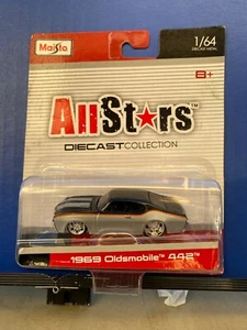 1/64 MAISTO ALL STARS 1969 OLDSMOBILE CUTLASS 442 SILVER AND BLACK - Picture 1 of 2